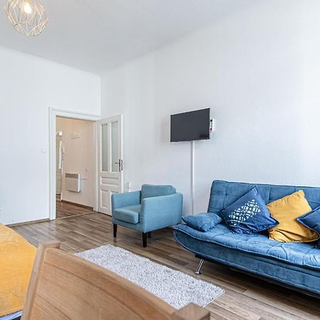 Explore Vienna: 1Br Retreat Near Westbahnhof Luaran gambar