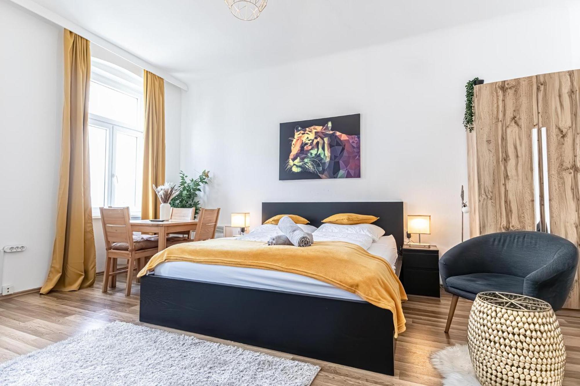 Explore Vienna: 1Br Retreat Near Westbahnhof Luaran gambar